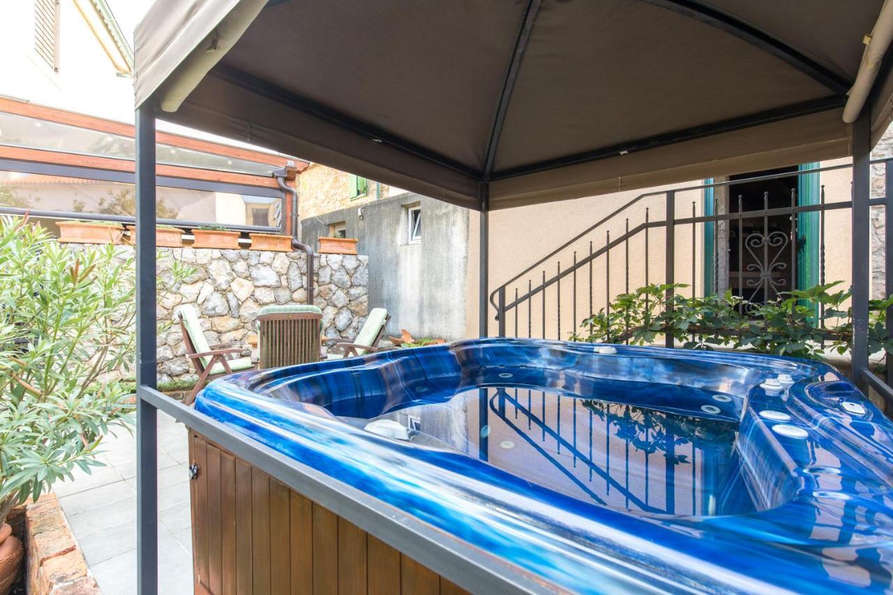 Holiday Home Bozanic Vrbnik Exterior photo